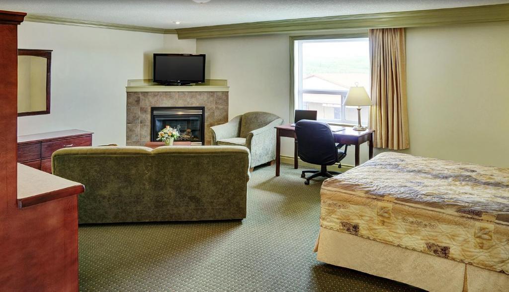Nova Inn Peace River Zewnętrze zdjęcie